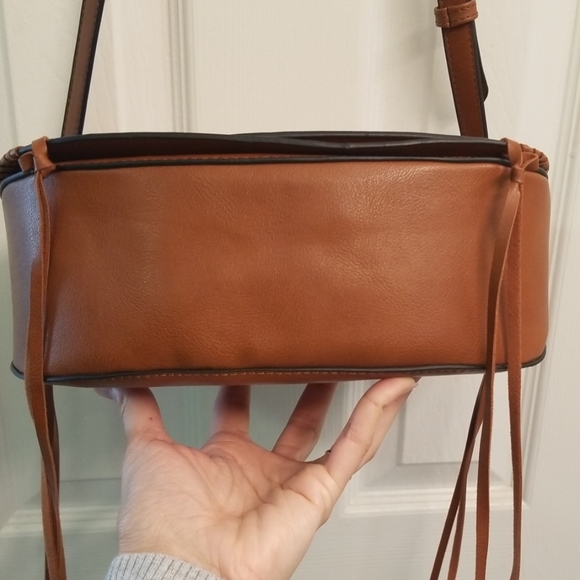 Brand new Urban leather purse - Picture 4 of 8